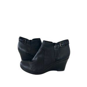 CLARKS Black Leather Ankle Wedge Boots Size 9